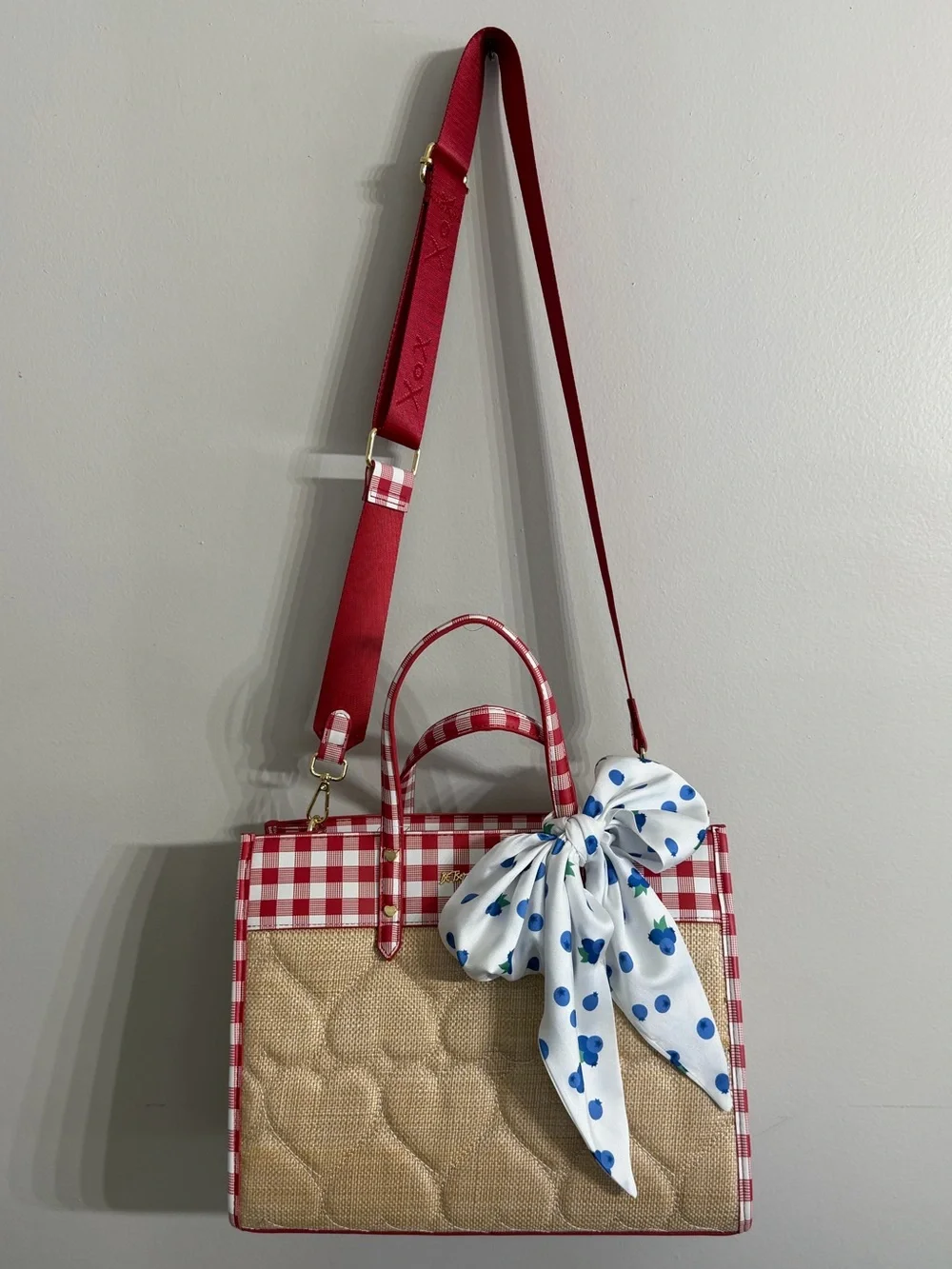 *NWT* Betsey Johnson XO BECA Straw Hearts Tote Handbag with Red Gingham Accents - Picture 5 of 7